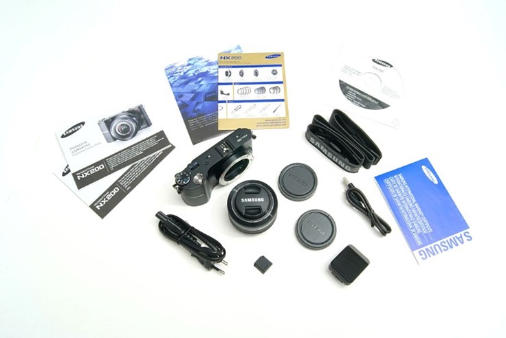 Samsung NX200 (2)_1.jpg